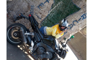 Yamaha  FZ1 2011
