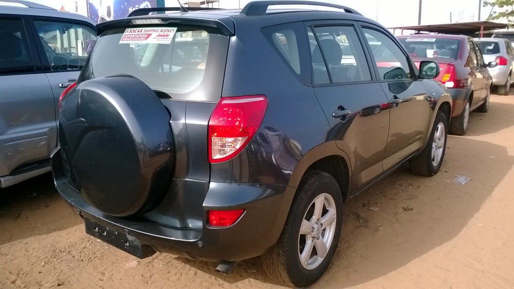 Toyota RAV4 2006 0