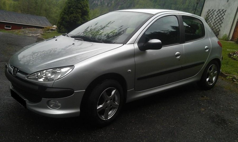 Peugeot 206 2008 0