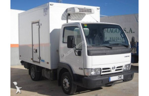 Nissan camion-frigorifique 2006