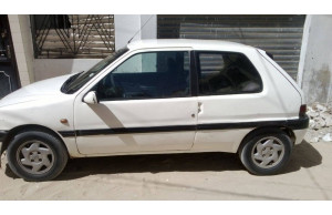 Peugeot 106 0
