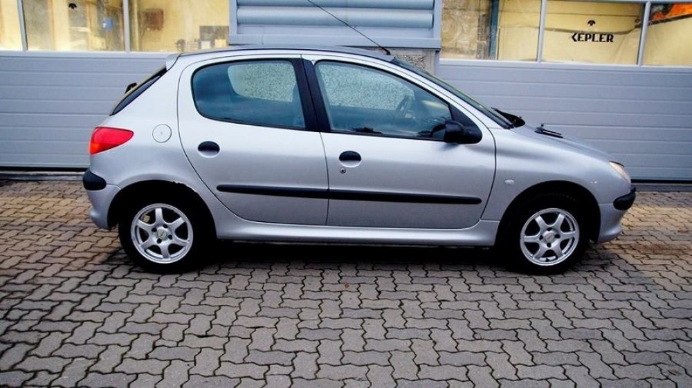 Peugeot peugeot-206 2000 0