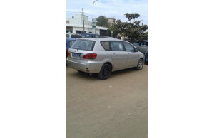 Toyota Avensis 2001
