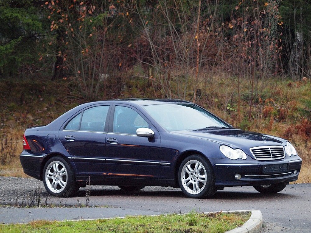 Mercedes C220 2004 0
