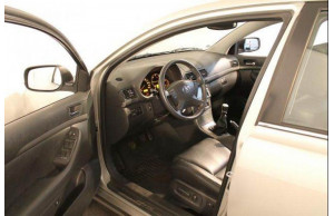 Toyota Avensis 2006
