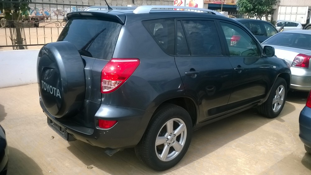 Toyota RAV4 2006 0