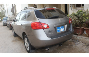Nissan ROGUE 2011
