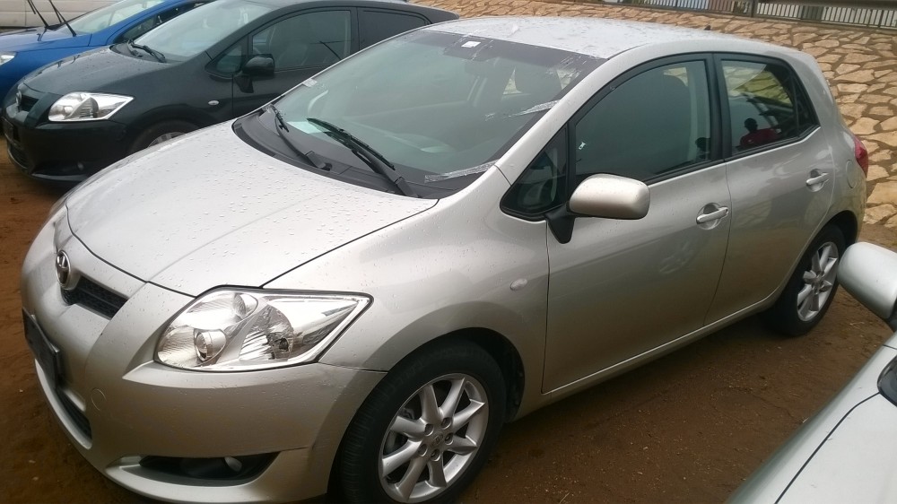 Toyota Auris 2009 0