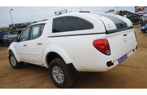 Mitsubishi L200 2012
