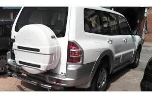 Mitsubishi Pajero 2002