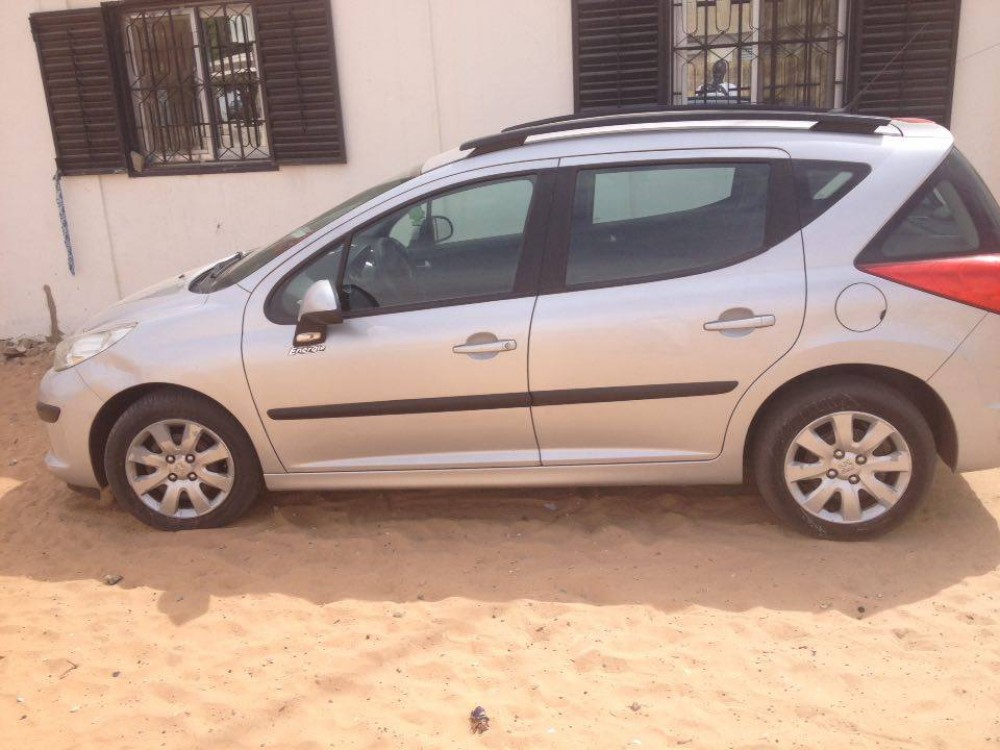 Peugeot 207 2008 0