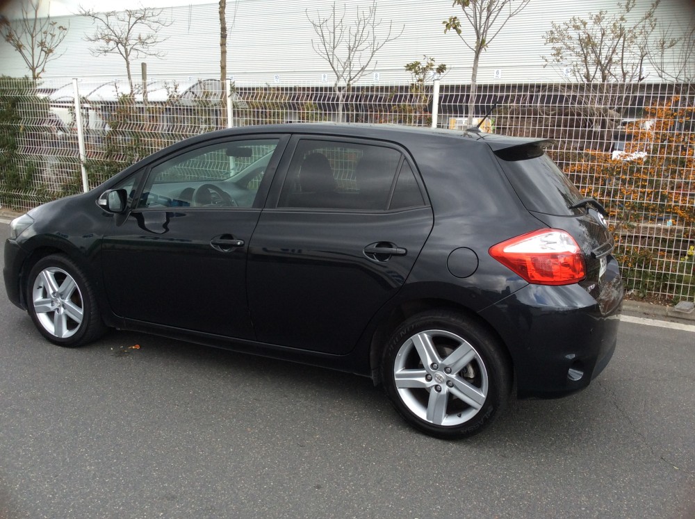 Toyota Auris 2011 0