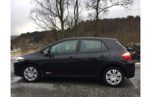 Toyota Auris 2011
