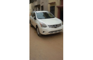 Nissan ROGUE 2012