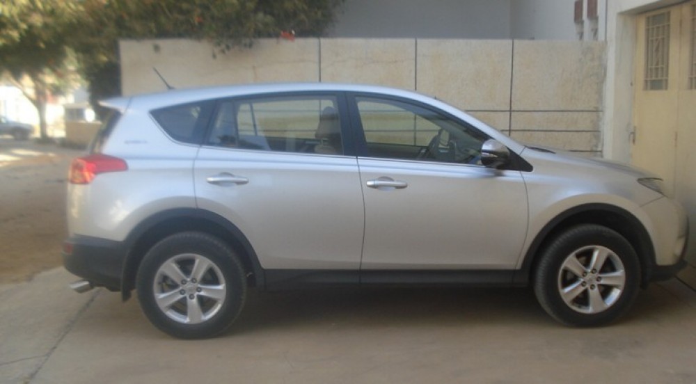 Toyota RAV4 2014 0