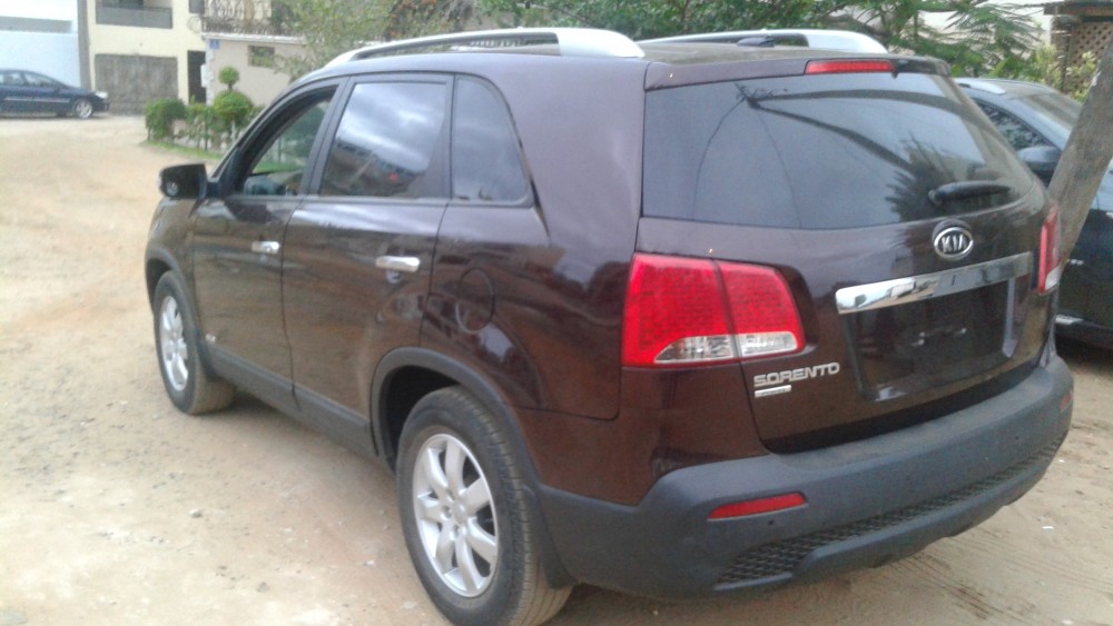 Kia Sorento 2011 0