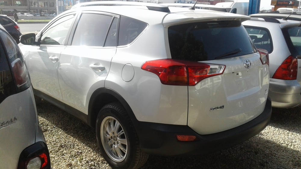 Toyota RAV4 2014 0
