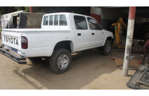 Toyota Hilux 2004