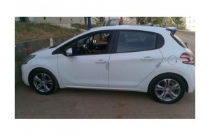 Peugeot 208 2012