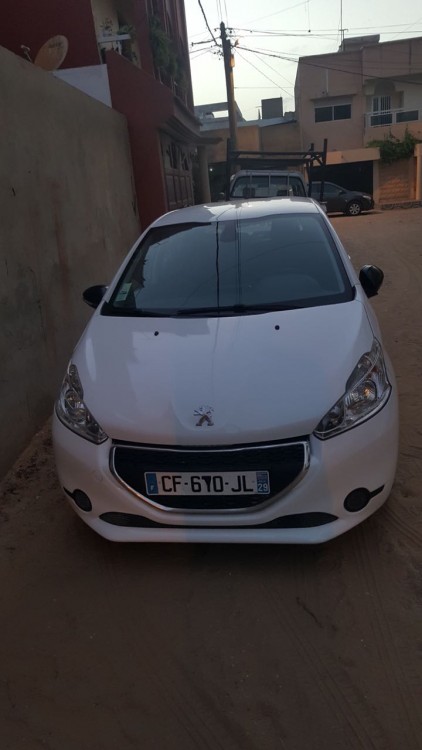 Peugeot 208 2013 0