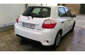 Toyota Auris 2012