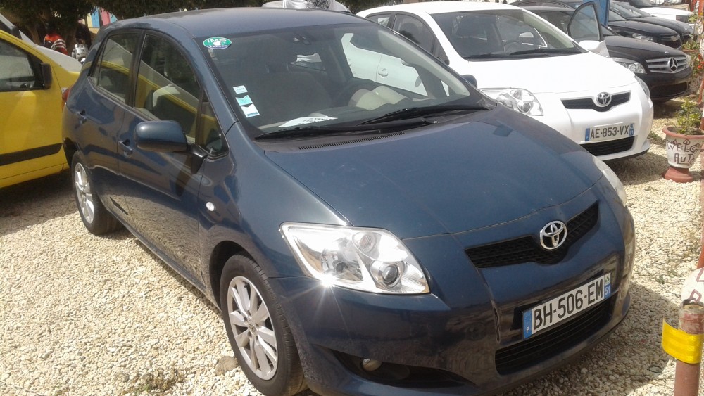 Toyota Auris 2009 0