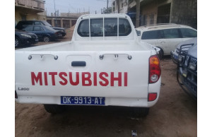 Mitsubishi L200 2013