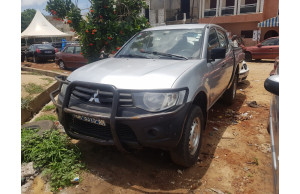 Mitsubishi L200 2010