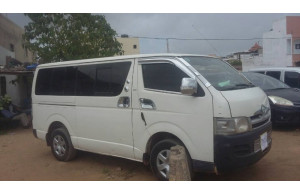 Toyota Hiace 2013