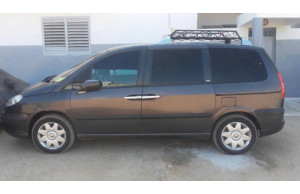 Peugeot 807-BREAK 2008