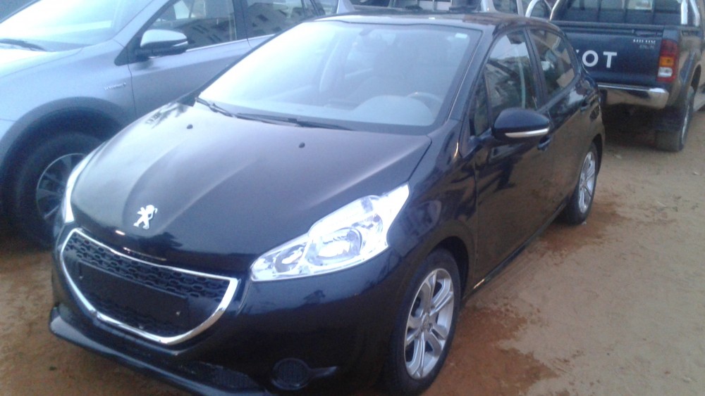 Peugeot 208 2014 0
