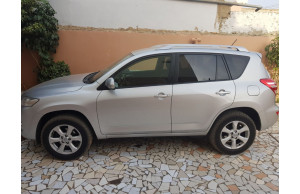 Toyota RAV4 2010