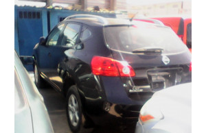 Nissan ROGUE 2010