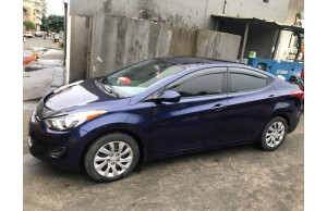 Hyundai Elantra 2012