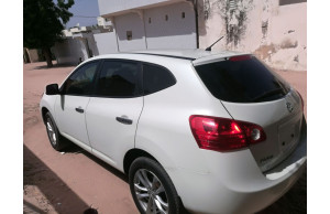 Nissan ROGUE 2010