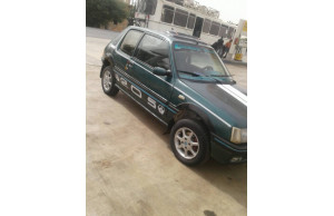 Peugeot 205 1985
