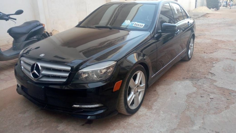 Mercedes c300 2011 0
