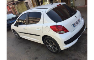 Peugeot 207 2011