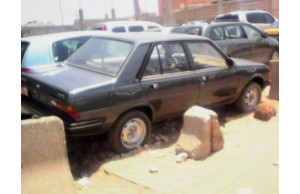 Peugeot 305 0