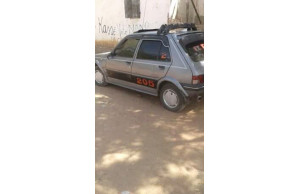 Peugeot 205 0