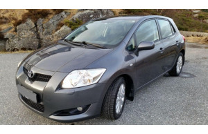 Toyota Auris 2009