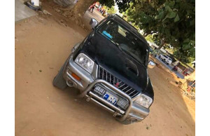 Mitsubishi L200 2005