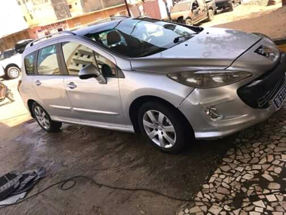 Peugeot 308 2008 0
