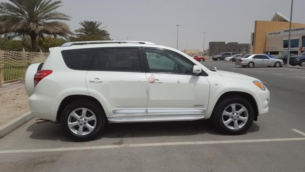 Toyota RAV4 2013 0