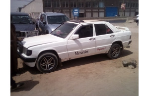 Mercedes 190 0
