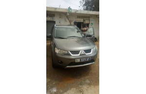Mitsubishi Outlander 2008