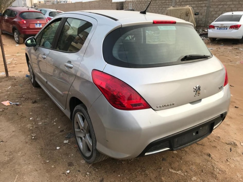 Peugeot 308 2010 0
