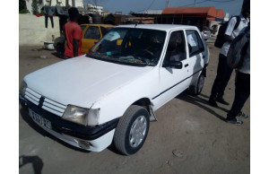 Peugeot 205 0