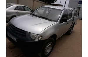 Mitsubishi L200 2011