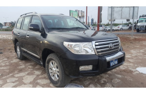 Toyota Land Cruiser 2011